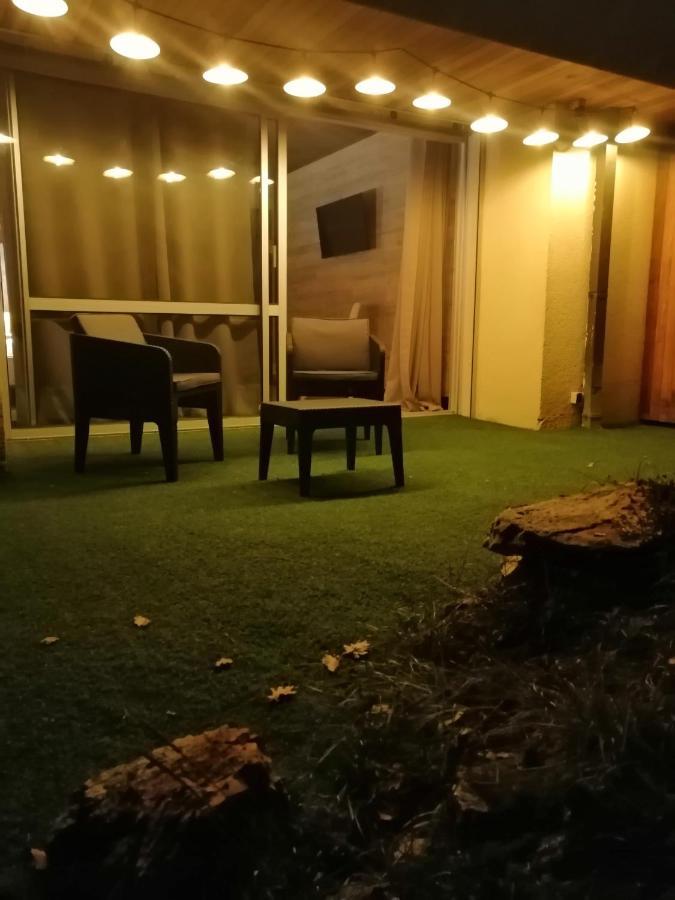 Lapausedegout chambres table d'hôtes piscine et terrasse Lachapelle-Auzac Exterior foto