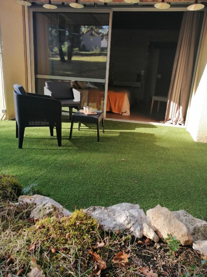 Lapausedegout chambres table d'hôtes piscine et terrasse Lachapelle-Auzac Exterior foto
