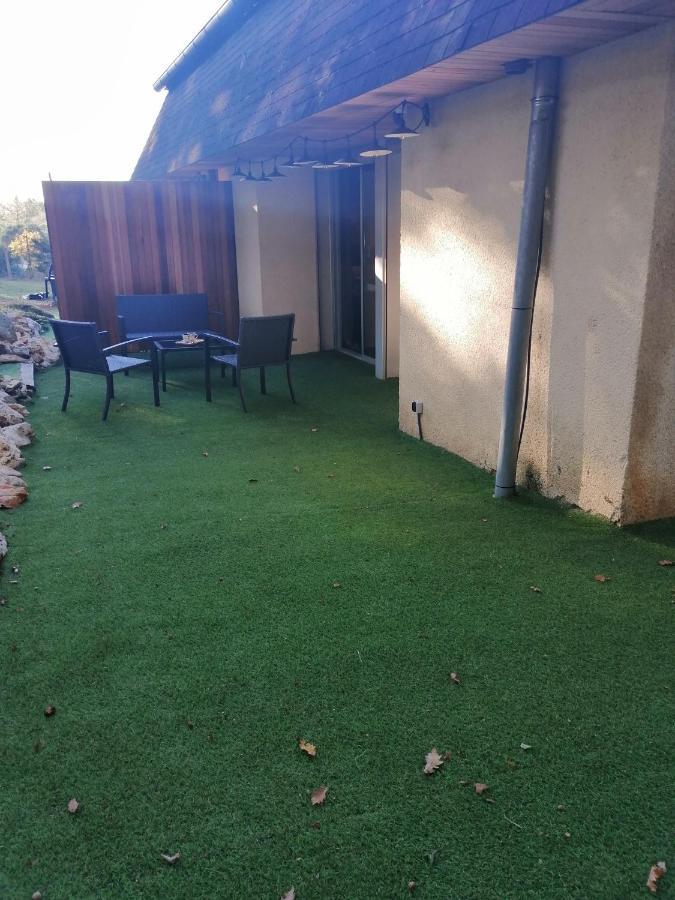 Lapausedegout chambres table d'hôtes piscine et terrasse Lachapelle-Auzac Exterior foto